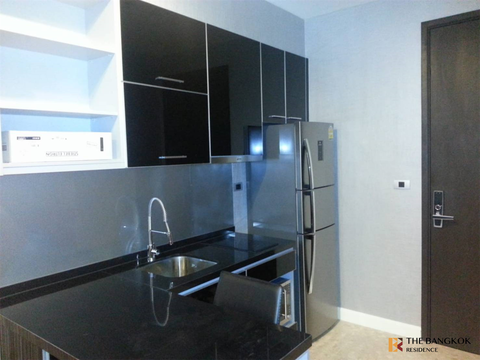 The Crest Sukhumvit 34 near BTS Thong Lo Move-in Ready, Just Bring Your Stuff