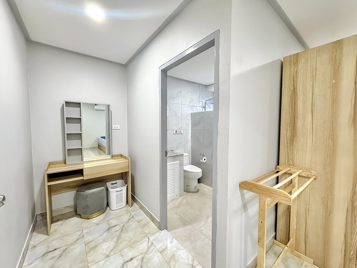 รูป House for Rent Noen Plab Wan 4 Bedrooms Fully Furnished - รูปที่ 5/17