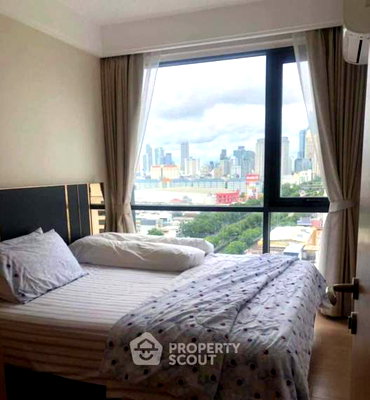 ขายคอนโด : คอนโด 1 ห้องนอน ราคาดี Regal Sathon-Naradhiwas ใกล้ BTS (ID 3118628)