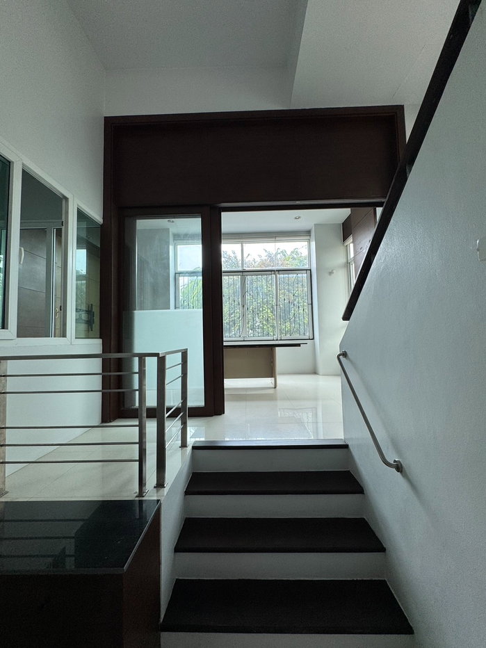 picture #HHR90 For Rent: 4-Story Home Office 📍 Town in Town - Pradit Manutham - 17/39