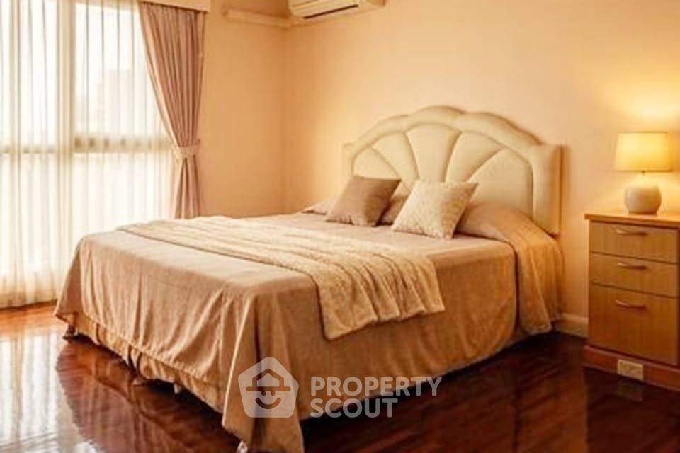 รูป คอนโด 2-ห้องนอน ที่ นาวิน คอร์ท คอนโดมิเนียม ใกล้ BTS เพลินจิต (ID 2888251) - รูปที่ 8/15