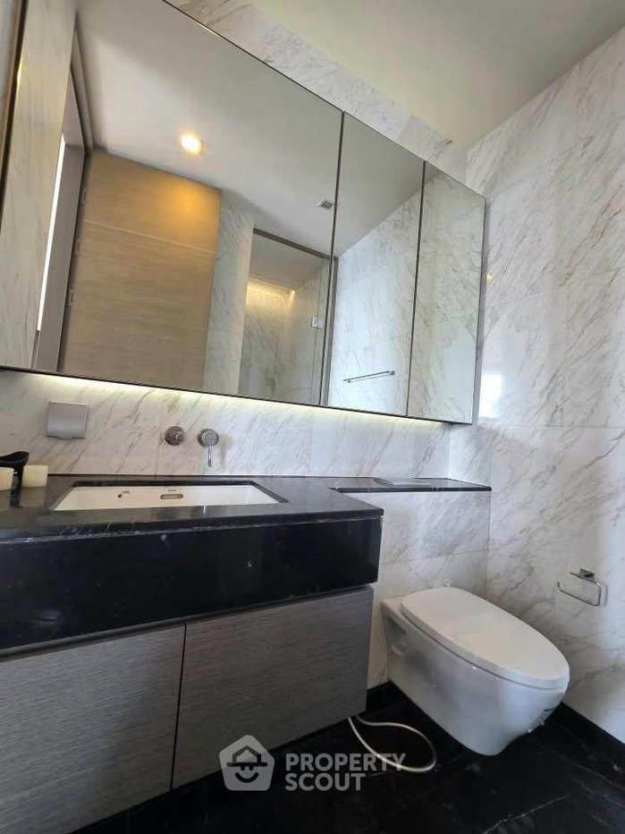 picture Spacious 2-BR 113 Sqm At Saladaeng One Near MRT Silom (ID 2587018) - 6/9