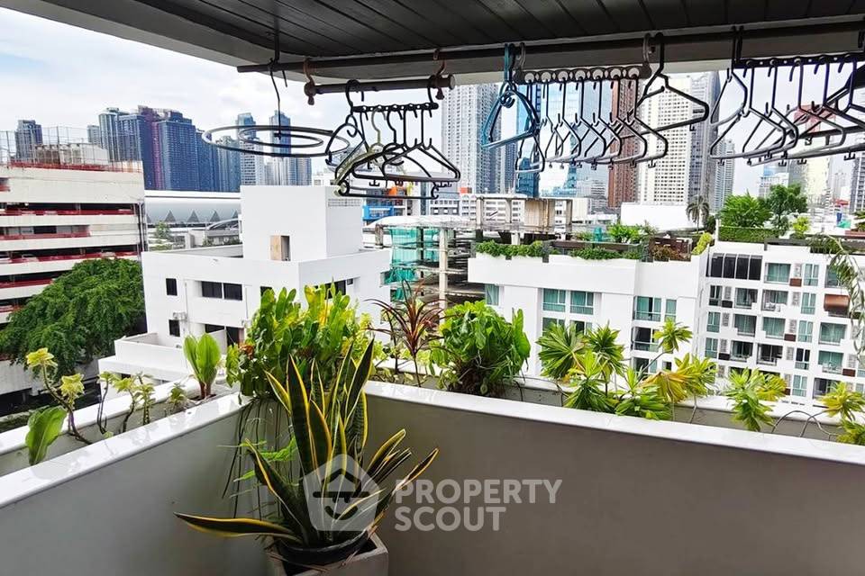 picture 3-BR Condo at Beverly Tower near ARL Makkasan (ID 3161048) - 28/38