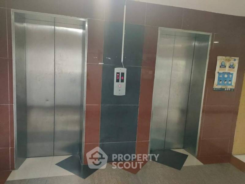 picture Pet-Friendly 2-BR At Grand Park Town Condominium (ID 739749) - 16/26