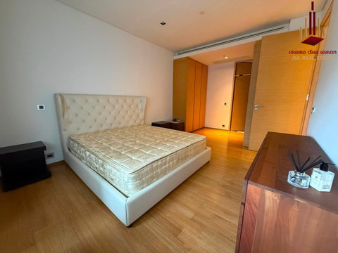 ✨ For Sale: Saladaeng Residence Condo ✨💰 Only 11,228,000 THB