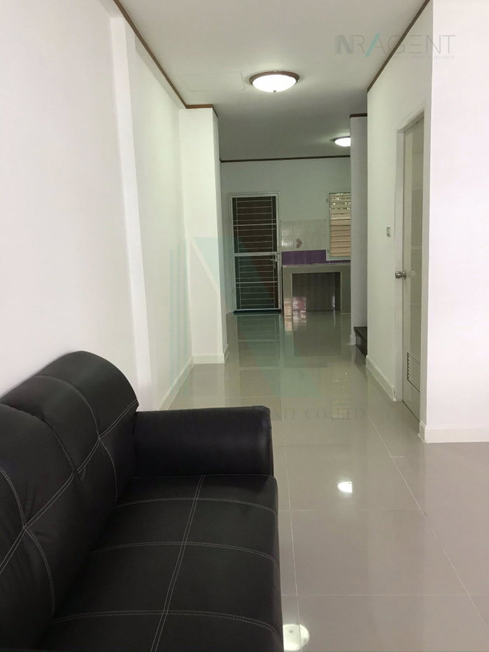 รูป ขายทาวน์เฮาส์ โครงการ บ้านมารวย ร่มเกล้า 2 ชั้น 2 ห้องนอน 3 ห้องน้ำ - รูปที่ 4/8