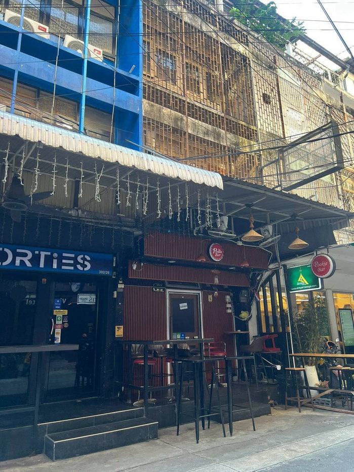 รูป LTHC16121 - Commercial for Sale Sukhumvit 20 | 180 sq.m. | 14 sq.wah. | 29 MB - รูปที่ 2/7