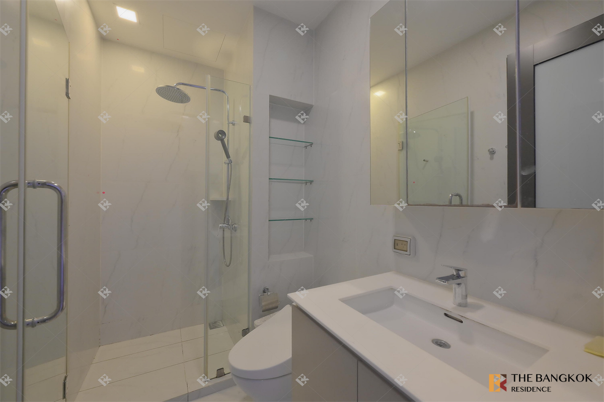 picture Chewathai Residence Asoke  High-potential Location, Not as Expensive as You Think - 6/10