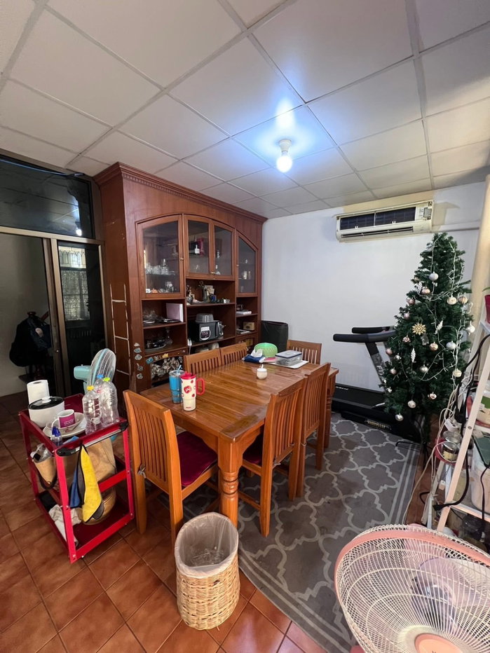รูป ขายบ้านทาวน์เฮ้าส์ 28 ตร.วา 4 ห้องนอน 2 ห้องน้ำ ซ. พหลโยธิน 40 ใกล้ BTS ม. เกษตร - รูปที่ 10/22