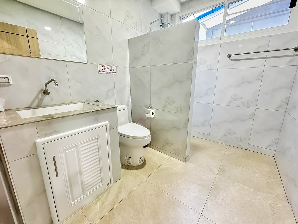 รูป House for Rent Noen Plab Wan 4 Bedrooms Fully Furnished - รูปที่ 16/17