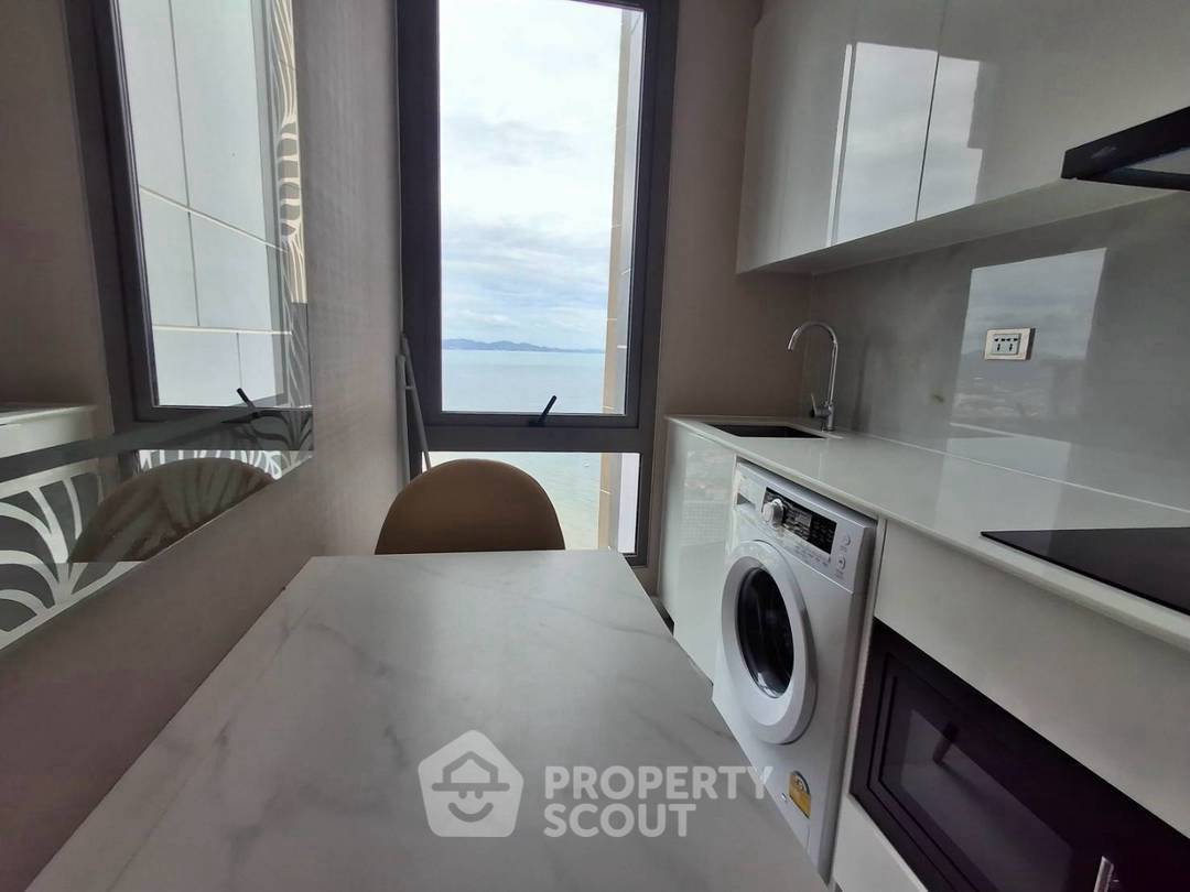 picture 55th-Floor 1-BR Condo At Copacabana Beach Jomtien (ID 3274814) - 8/11