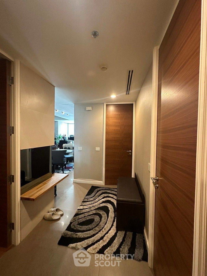 รูป คอนโด 2-ห้องนอน ที่ เดอะ ริเวอร์ คอนโดมิเนียม ใกล้ BTS สะพานตากสิน (ID 1470370) - รูปที่ 3/9