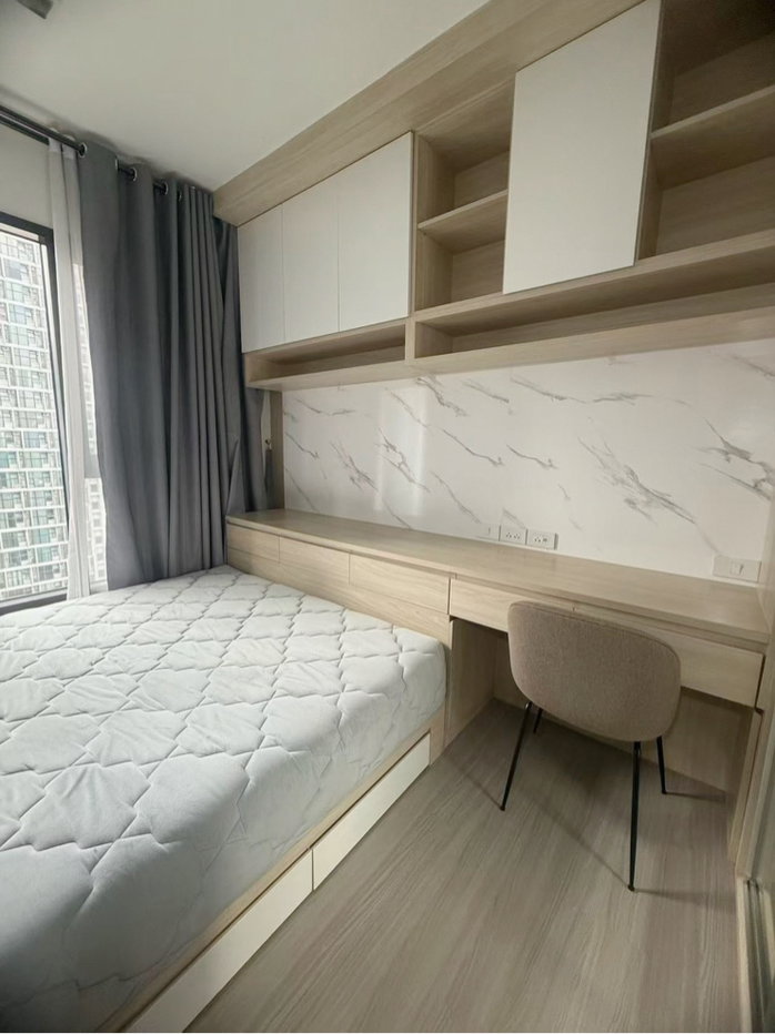 picture 🏙️ For Rent: Life Asoke Hype 🚆 Only 300 m from MRT Phra Ram 9! - 5/8