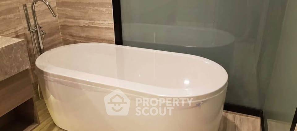 picture 2-BR Condo at Celes Asoke near MRT Sukhumvit (ID 3025193) - 9/9