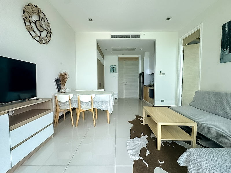 รูป 1 Bed Condo for Sale Reflection Jomtien Beach Pattaya Sea View - รูปที่ 2/8