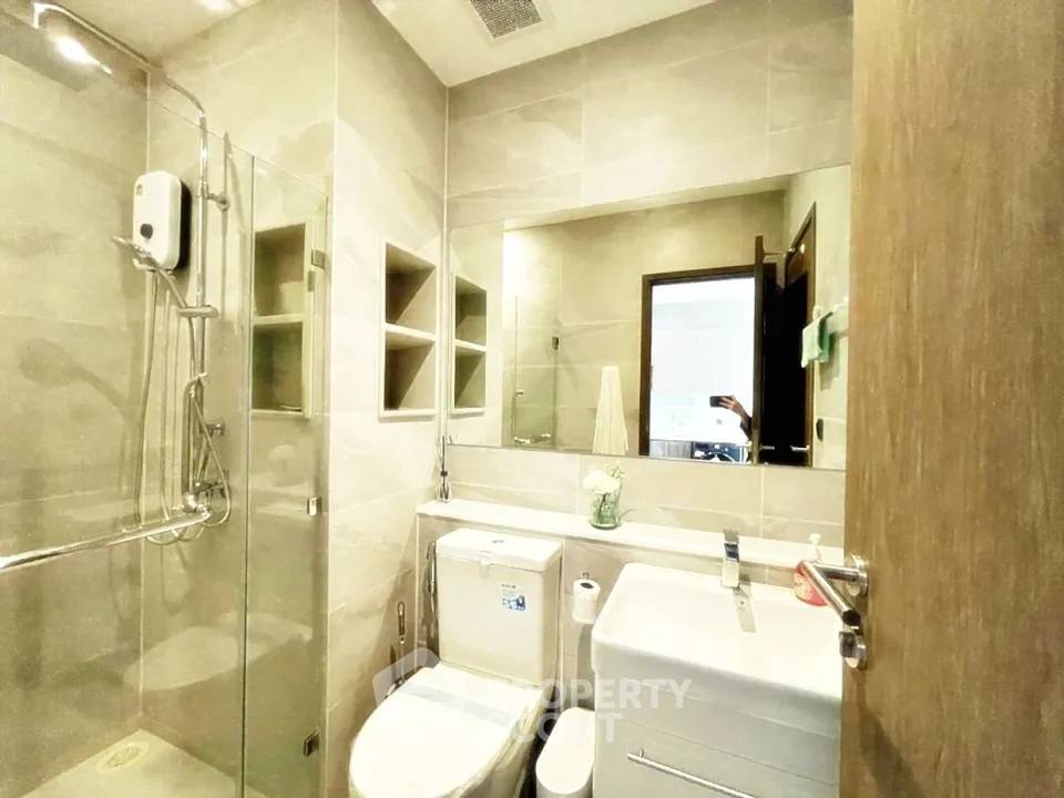 รูป คอนโด 1-ห้องนอน ที่ ริธึ่ม เอกมัย เอสเตท ใกล้ BTS ทองหล่อ (ID 3280543) - รูปที่ 8/8