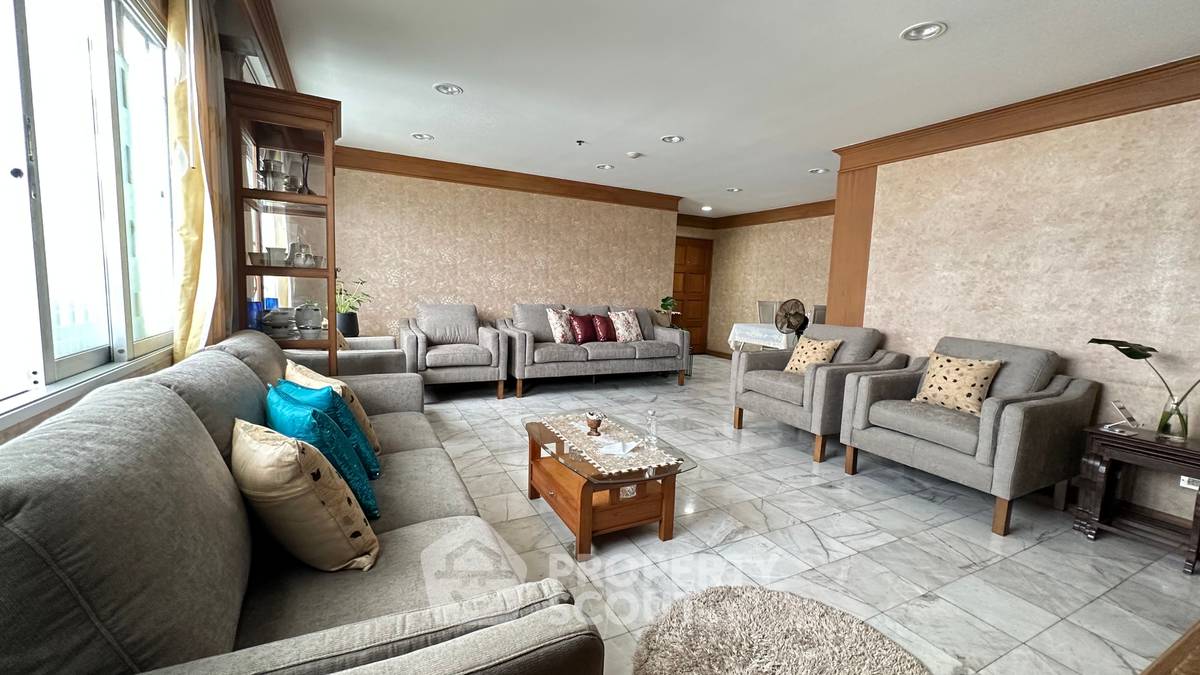 picture 2-BR Condo at Wittayu Complex near BTS Phloen Chit (ID 3280410) - 1/12