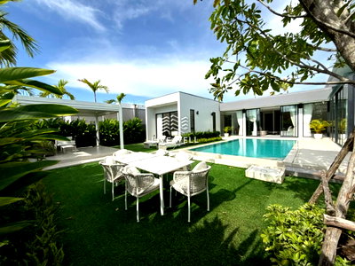 บ้านเดี่ยว ชลบุรี :  Sale under market price🔥 Luxury Pool Villa Pattaya *Modern Style* with Pavillon 