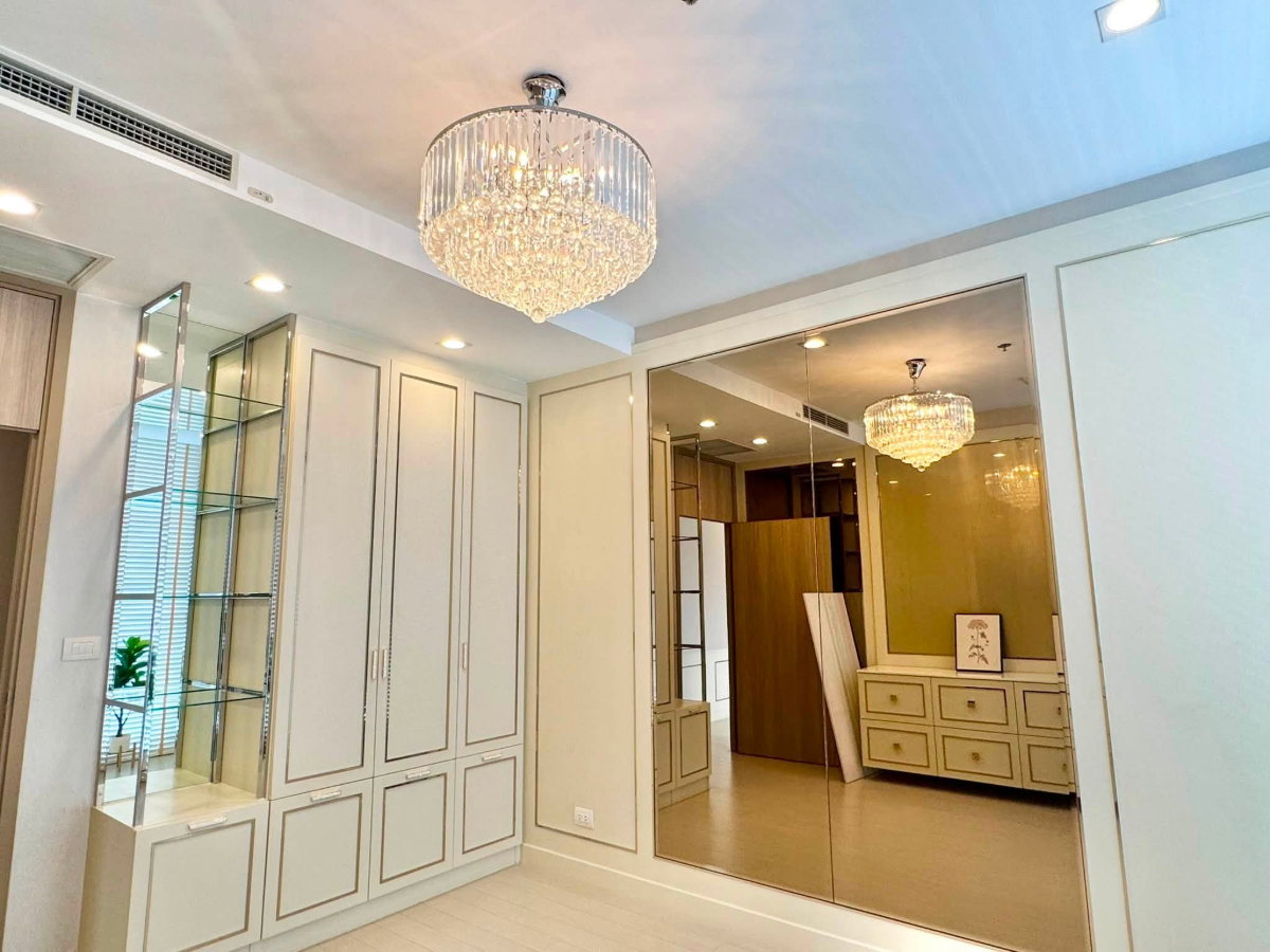 picture Condo for rent Noble Ploenchit Monthly 120,000 thb. - 8/9