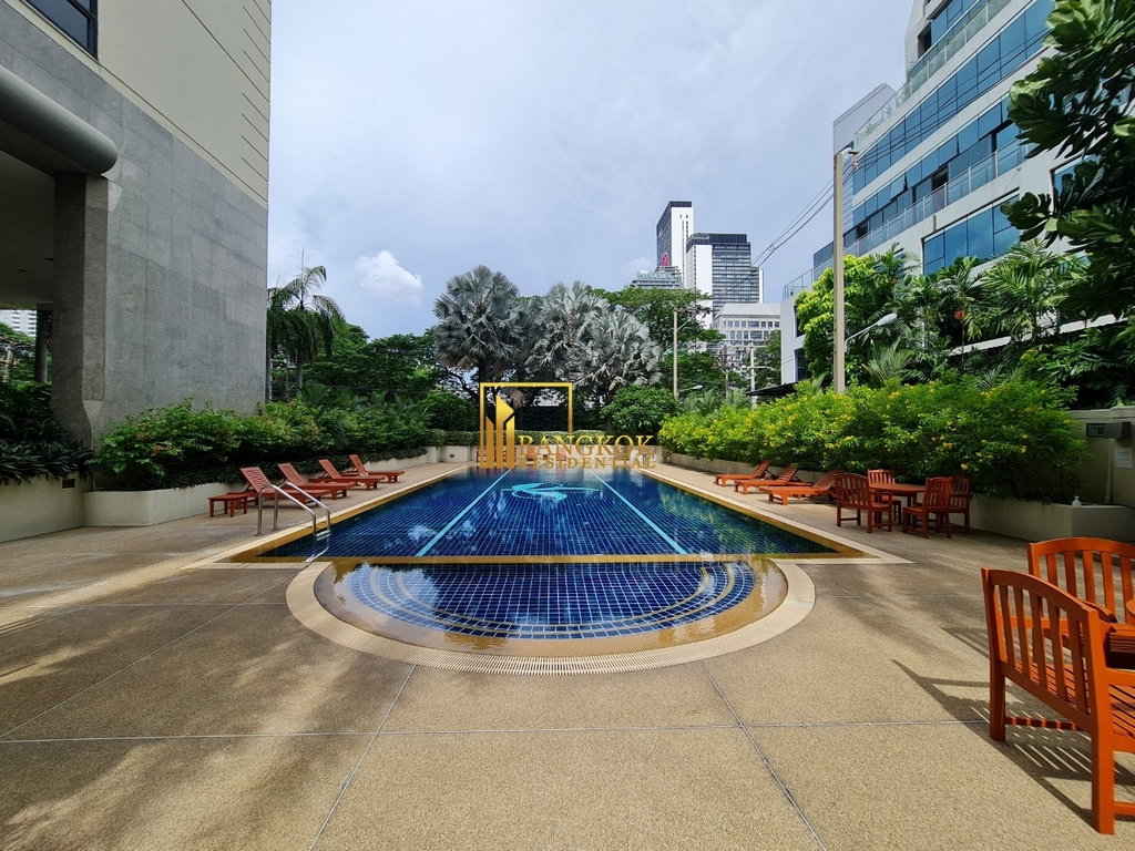 picture Somkid Garden | Spacious 3 Bedroom Condo in Chidlom - BR16849CD - 24/36
