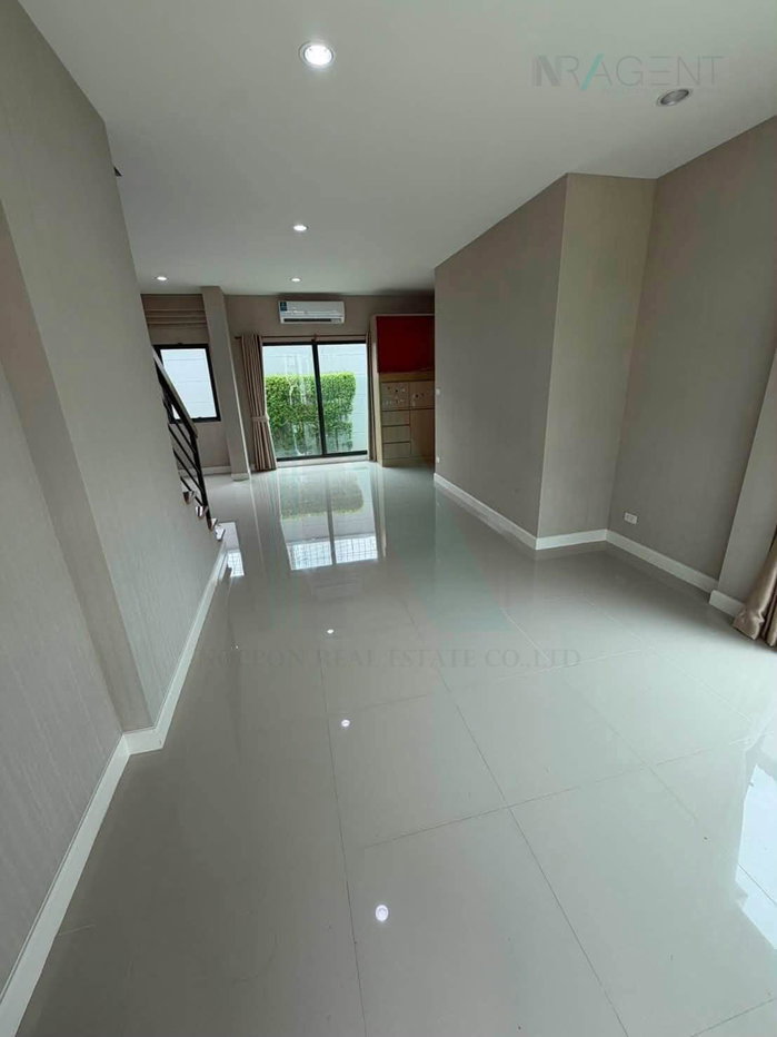 รูป ขายบ้านเดี่ยว โครงการ นิรติ บางนา 2 ชั้น 3 ห้องนอน 4 ห้องน้ำ - รูปที่ 2/8