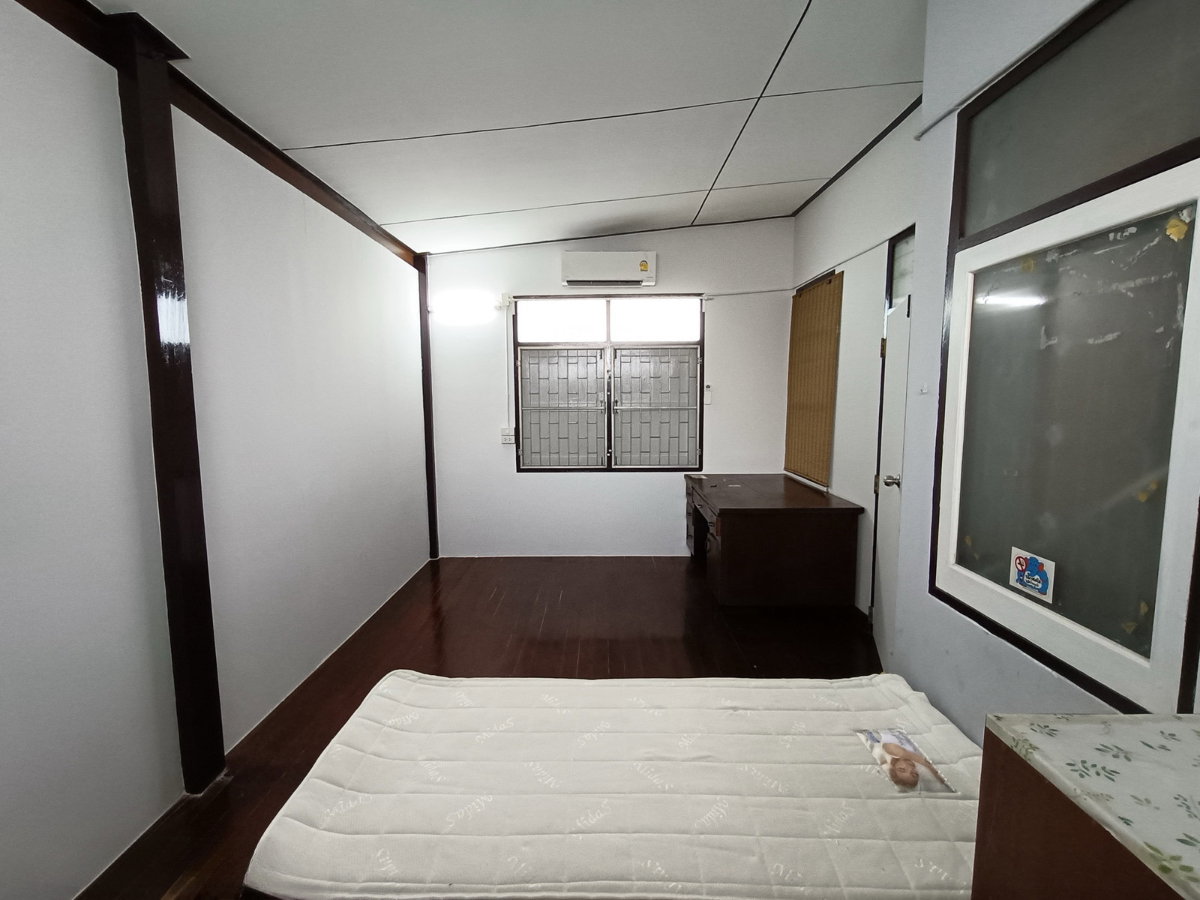 รูป 🏡✨ ให้เช่าบ้านเดี่ยว 2 ชั้น พื้นที่กว้าง | ใกล้ MRT บางโพ เพียง 3 นาที - รูปที่ 9/14