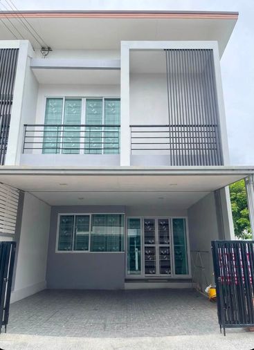 3-bed townhouse for sale, 32.6 sq wah, The Miracle Plus Petchkasem 63 Phase 2