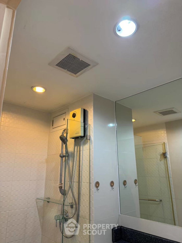 รูป คอนโด 2-ห้องนอน ที่ เดอะ คริส รัชดา 17 ใกล้ MRT สุทธิสาร (ID 3270991) - รูปที่ 21/24