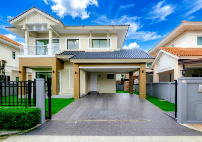 Houses for sale Denla British School : For Sale: 2-story detached house in the Perfect Place Ratchaphruek project (Phase 1). Fully renovated and newly decorated—stunning and highly livable