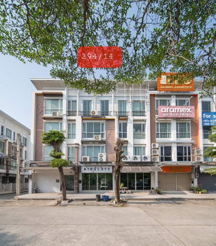 โฮมออฟฟิศทันสมัย ตึก 4 ชั้น (ร่มเกล้า-สุวรรณภูมิ) | RK Office Park **ค่าเช่า 40,000 บาท | ได้เฟอร์ตามรูป นัดชมได้ แอดไลน์ ID :@property.ma