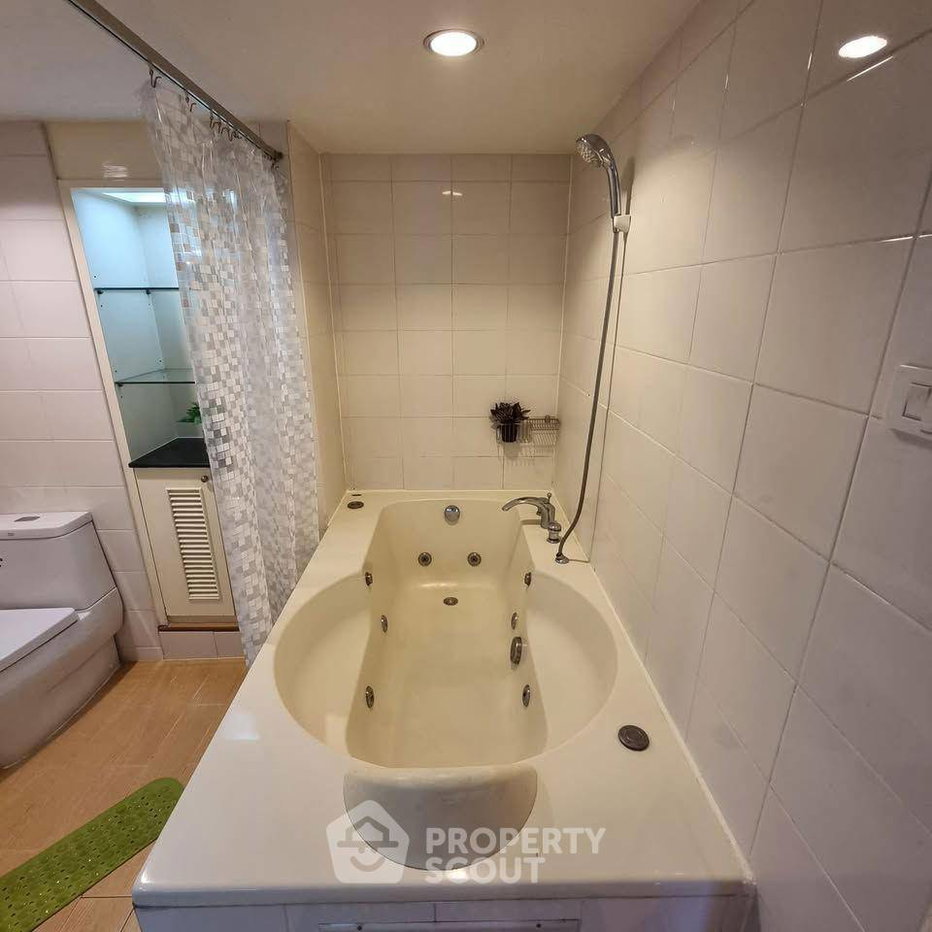 รูป คอนโด 2-ห้องนอน ที่ ศุภาลัย เพลส สุขุมวิท 39 ใกล้ BTS พร้อมพงษ์ (ID 2728838) - รูปที่ 6/10