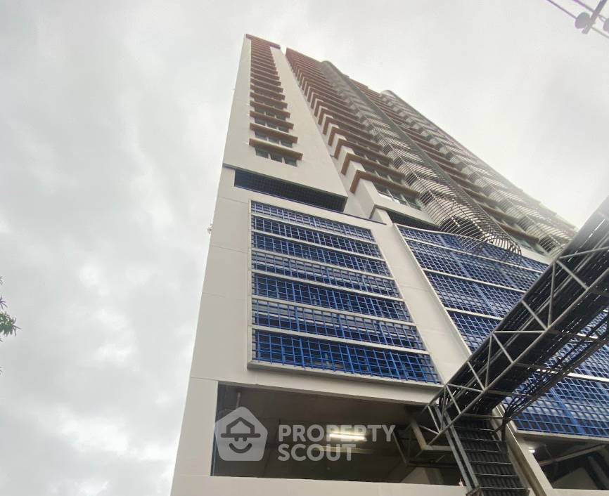 รูป ใกล้ BTS Saint Louis 200 ม. | คอนโด 2 ห้องนอน St. Louis Grand Terrace (ID 3274888) - รูปที่ 1/5
