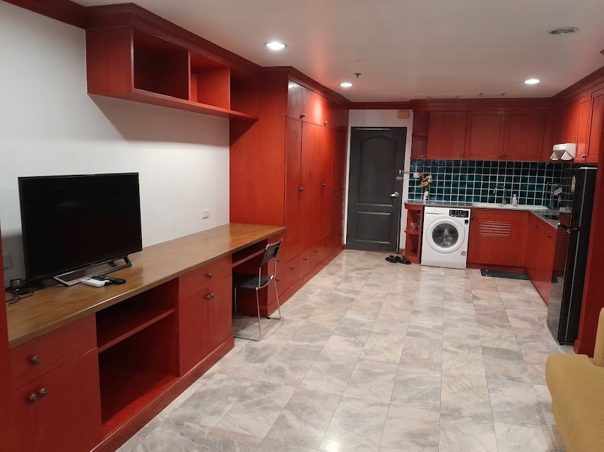 picture CONDO FOR RENT Ratchadamri Road, near BTS Ratchadamri . - 3/7