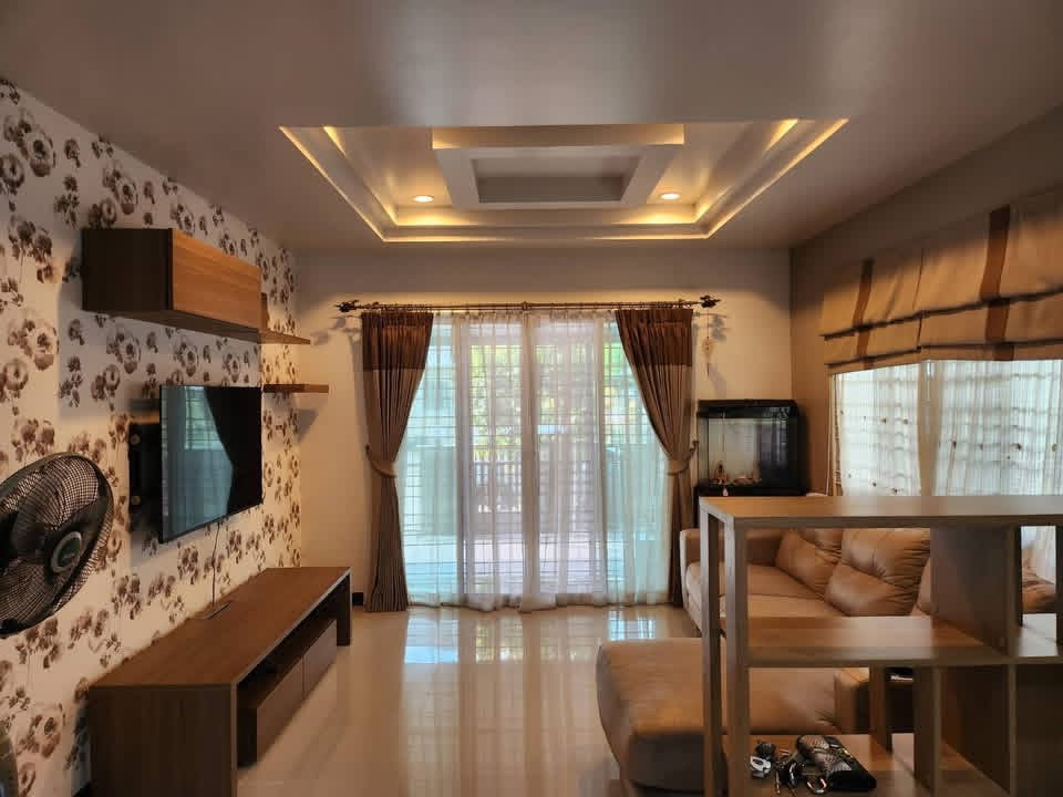 รูป 🏡 ให้เช่าบ้านเดี่ยว 2 ชั้น เดินทางสะดวก ในหมู่บ้านใกล้ถนนวงแหวนรอบ 2 พร้อมเฟอร์นิเจอร์ครบชุด ทำเลดีมาก ใกล้รวมโชค โลตัส บิ๊กซี 7-11 และอื่นๆอีกมากมาย - รูปที่ 3/16
