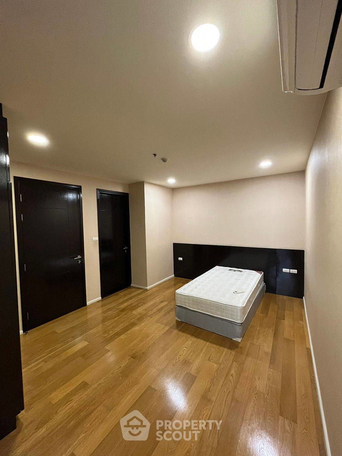 รูป คอนโด 2-ห้องนอน ที่ วิลล่า สิกขรา คอนโดมิเนียม ใกล้ พร้อมพงษ์ (ID 2393115) - รูปที่ 4/6