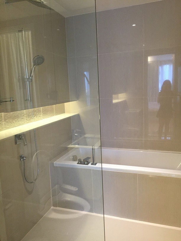 รูป ปล่อยเช่า คอนโดใกล้รถไฟฟ้า BTS พร้อมพงษ์ | H Condo Sukhumvit43 | ตกแต่งพร้อมอยู่ เฟอร์นิเจอร์ครบครัน , ใกล้ Terminal 21 - รูปที่ 9/10