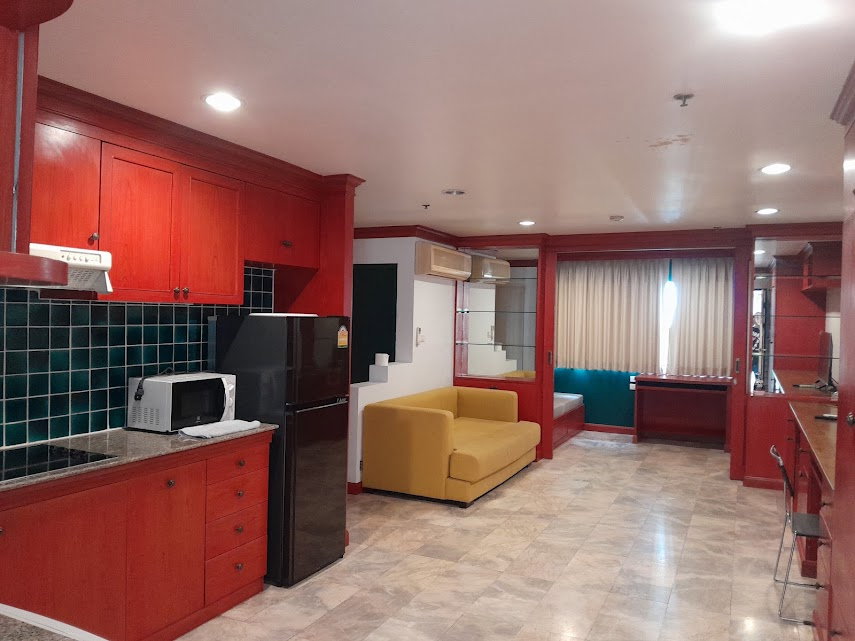 picture CONDO FOR RENT Ratchadamri Road, near BTS Ratchadamri . - 1/7