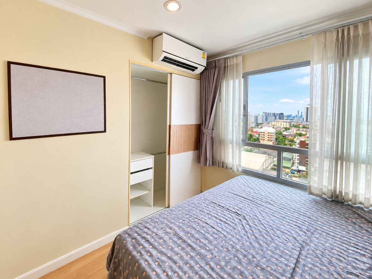 picture 🏡 Affordable Condo in a Great Pinklao Location - 5/18