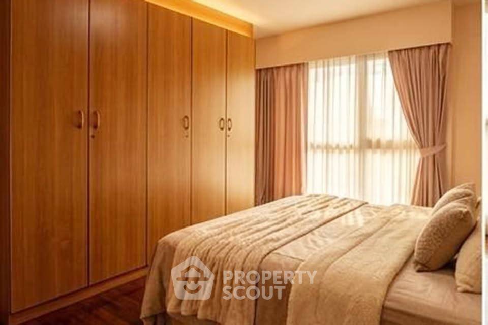 รูป คอนโด 2-ห้องนอน ที่ นาวิน คอร์ท คอนโดมิเนียม ใกล้ BTS เพลินจิต (ID 2888251) - รูปที่ 9/15