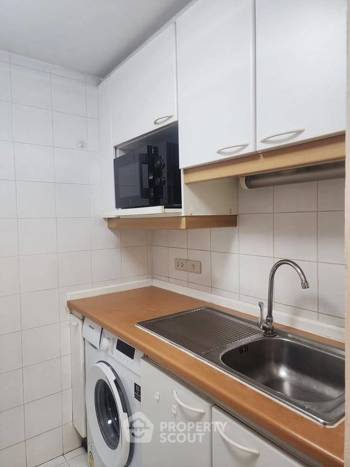 รูป คอนโด 2-ห้องนอน ที่ นาวิน คอร์ท คอนโดมิเนียม ใกล้ BTS เพลินจิต (ID 3035900) - รูปที่ 6/17