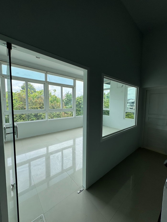 picture #HHR90 For Rent: 4-Story Home Office 📍 Town in Town - Pradit Manutham - 28/39