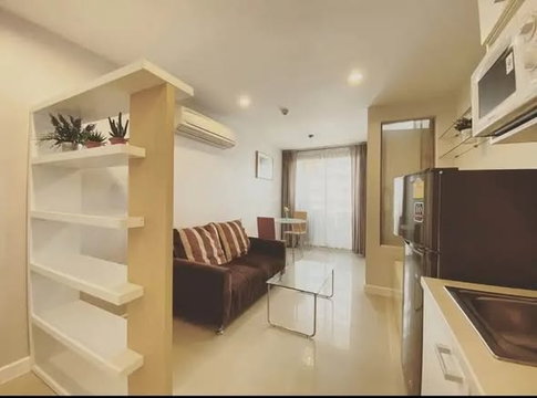 1 ห้องนอน | 1 ห้องน้ำ | BTS Thong Lo | 35 ตร.ม. | 16,000 บาท/เดือน | ชั้น 8 — Eight Thonglor Residence Thong Lo