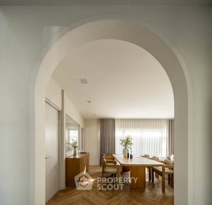 รูป บ้านเดี่ยว 4 ห้องนอน ขนาด 227 ตร.ม. ที่ Villaggio 3 Srinakarin - Bangna (ID 3273600) - รูปที่ 3/20