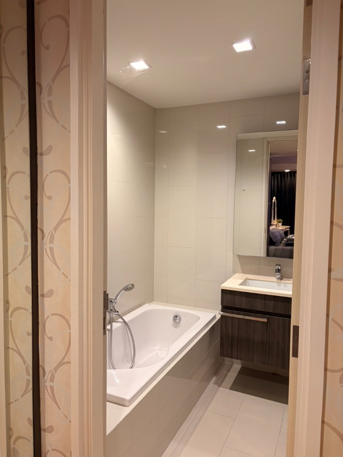 รูป For rent Condo Via 49 Sansiri Fully Furnished  (S15-22232) - รูปที่ 6/15