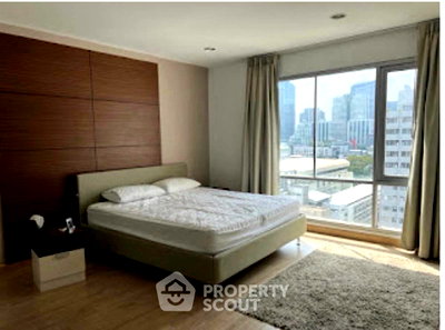 คอนโดให้เช่า : ห่าง BTS ศาลาแดงเพียง 200 ม. | 1-BR Silom Grand Terrace Condominium (ID 2899268)