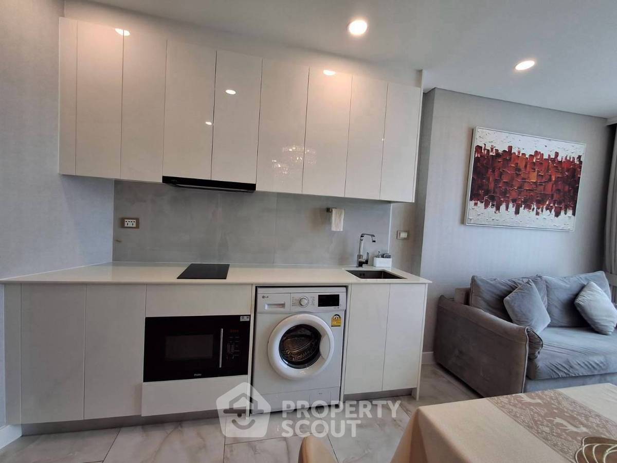 picture 27th-Floor 1-BR Condo At Copacabana Beach Jomtien (ID 3249534) - 3/4