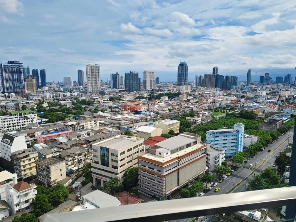 รูป (มีสองห้อง)ดอนโดศุภาลัยพรีเมียร์เจริญนคร ชั้น10 20 ขนาด35 48ตรว. ทิศตะวันออกเฉียงเหนือ ฝั่ง รพ.ตากสิน ไม่โดนบังวิว - รูปที่ 30/31
