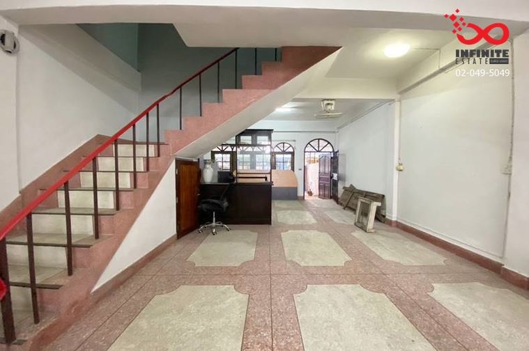 4-bed townhouse for sale, 240 sqm, 20 sq wah, Phasi Charoen