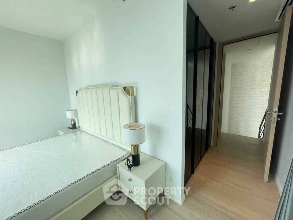 picture 30th-Floor 2-BR At The Lofts Silom Near BTS Surasak (ID 3041753) - 9/15