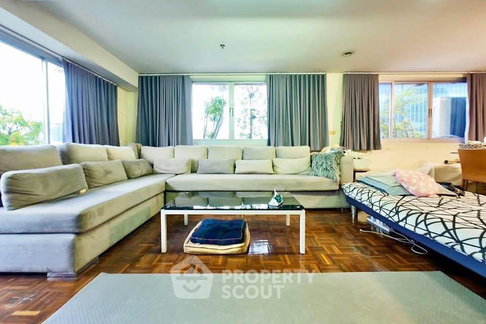 100m To BTS Sala Daeng | 232 Sqm 3-BR At Silom Park View Condominium (ID 2788090)